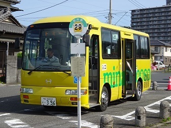 Image 12: 20230527iki-iwai-bus.jpg