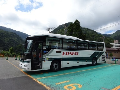 20230909yunoyama-bus.jpg