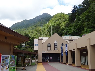 20230909yunoyama-ropeway.jpg