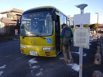Image 7: 20250111iki-iwai-bus.jpg