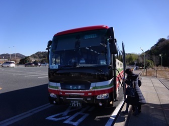 Image 32: kaeri-furari-highwaybus.jpg