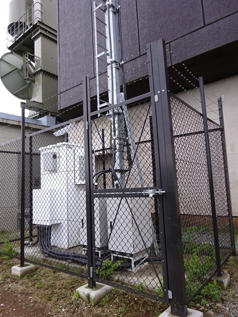 20250519josada-three-racks.jpg