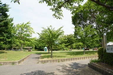 Image 7: 20250705park-entrance.jpg