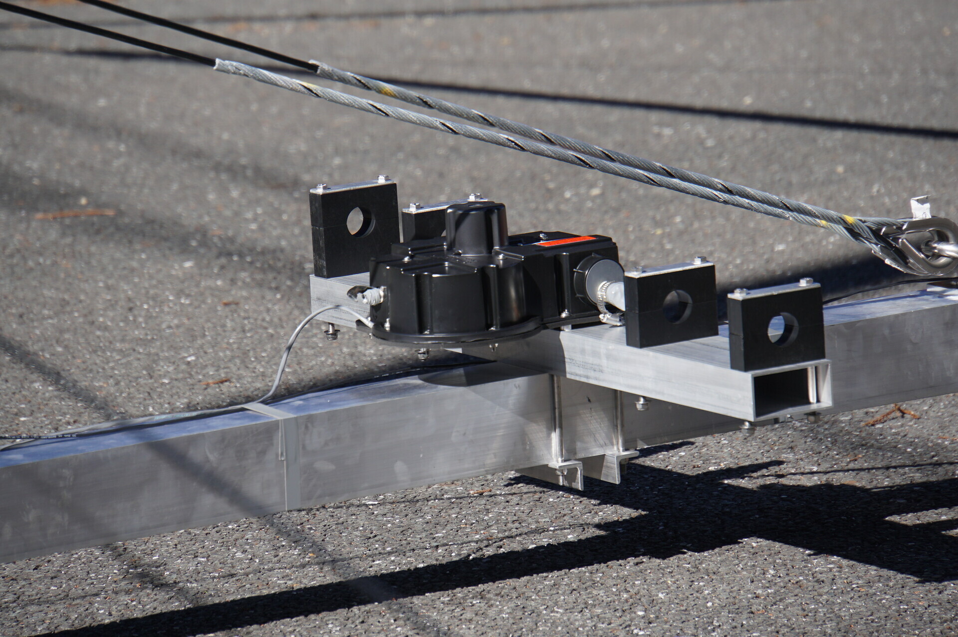 Image 32: 20260125no2element-back-right.jpg