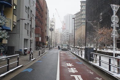 Image 1: 20260208street-snow.jpg